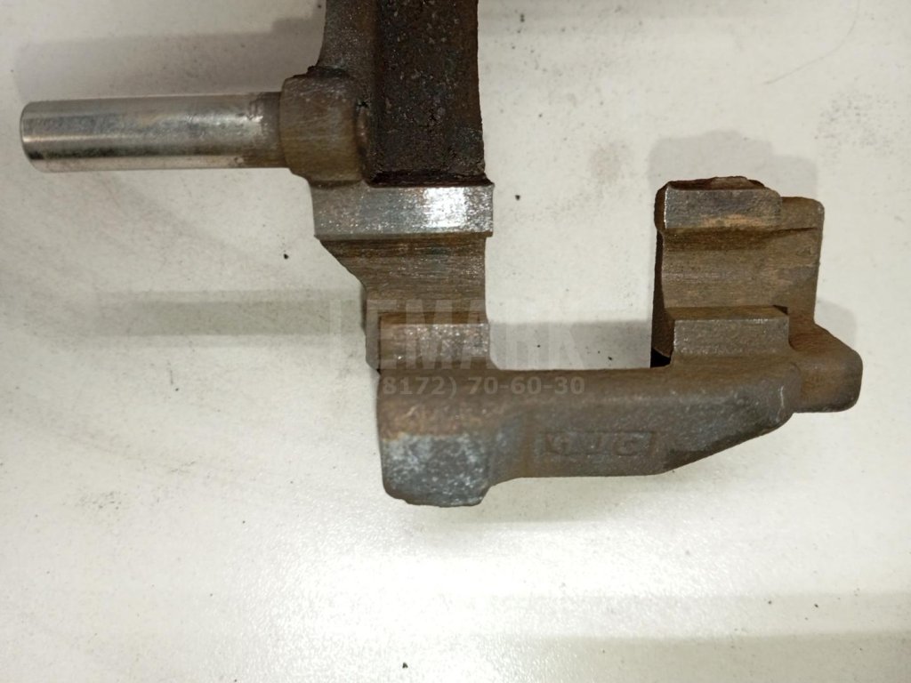 Скоба суппорта переднего