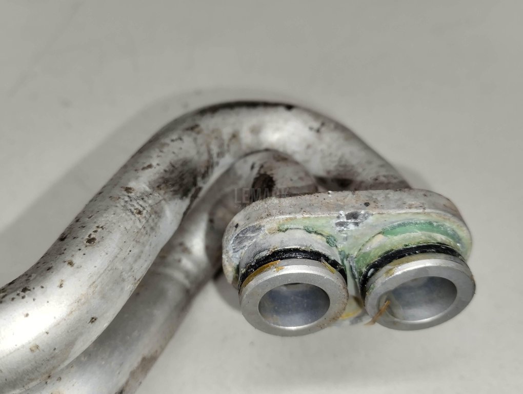 Трубка охлажд. жидкости металлическая