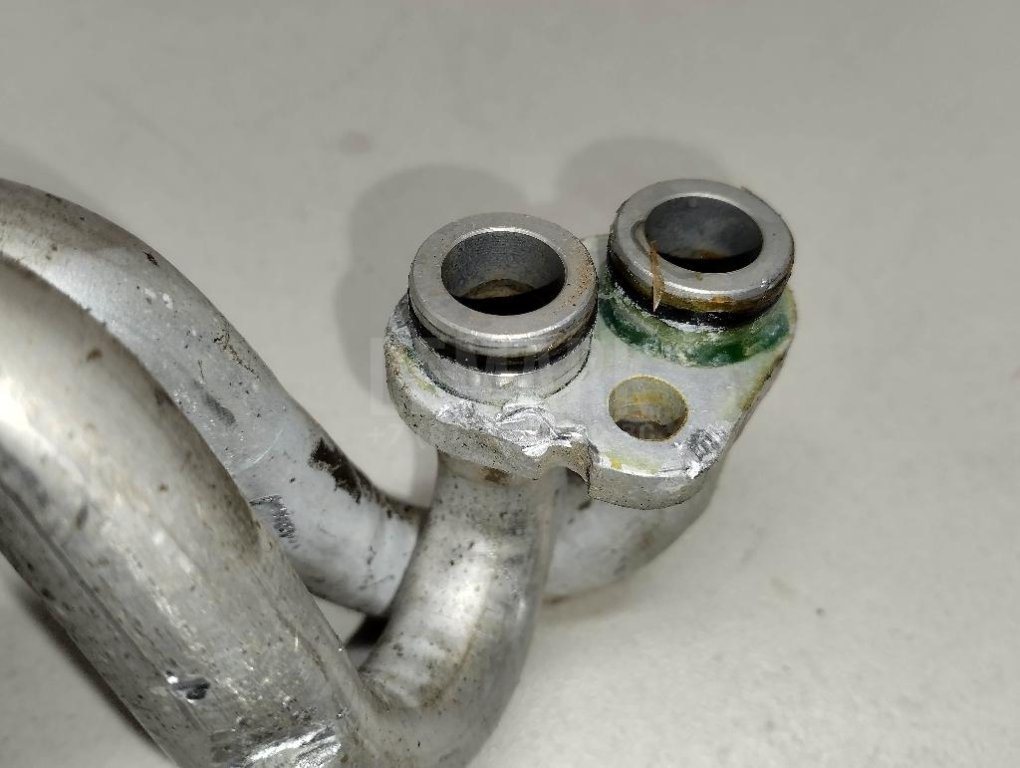 Трубка охлажд. жидкости металлическая