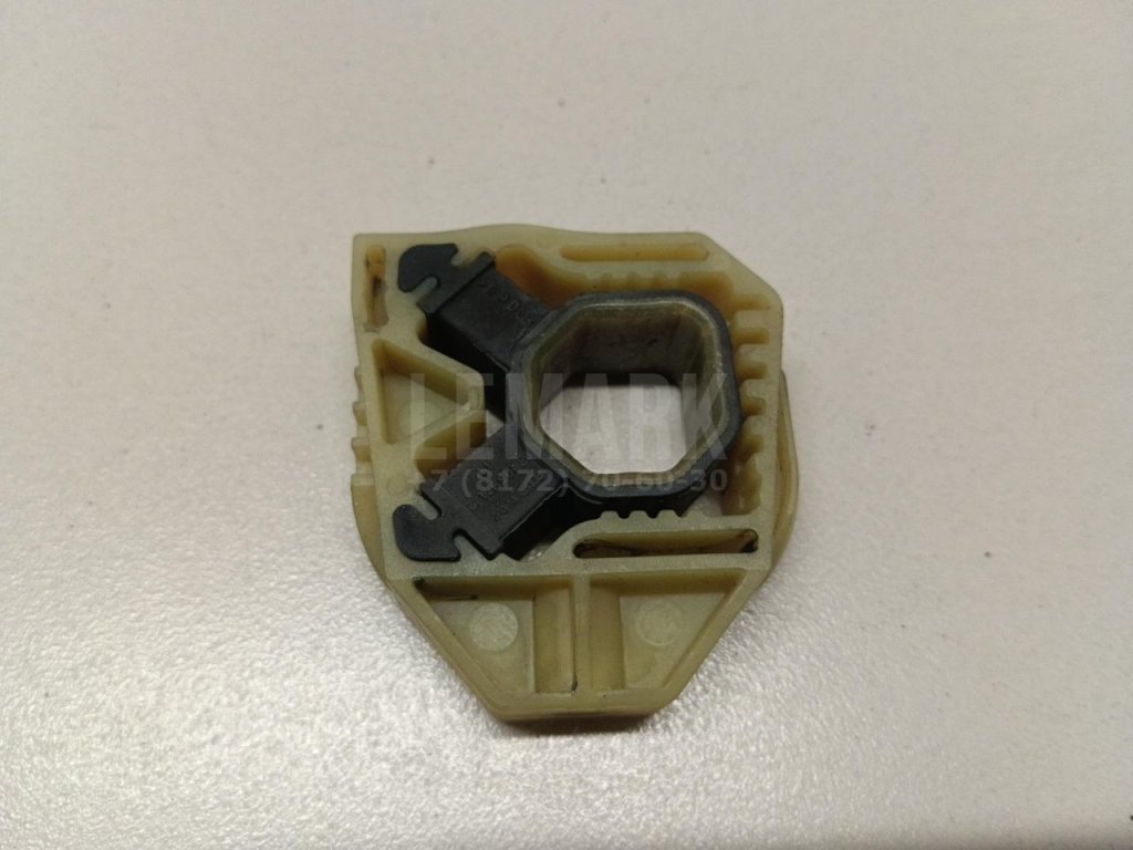 Кронштейн радиатора