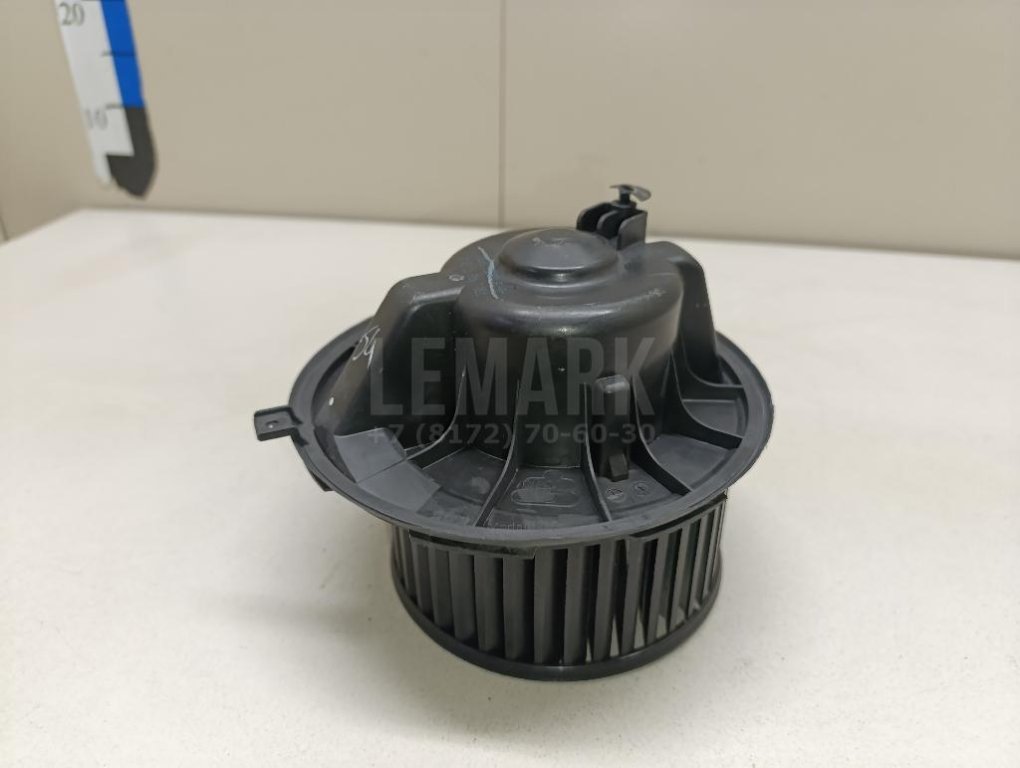 Моторчик отопителя