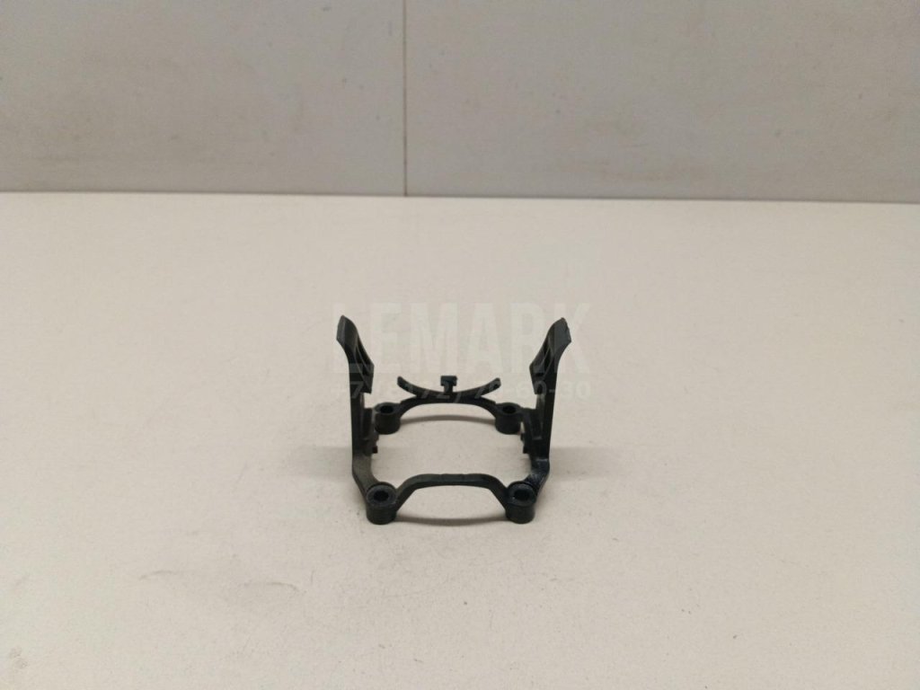 Кронштейн (сопут. товар)