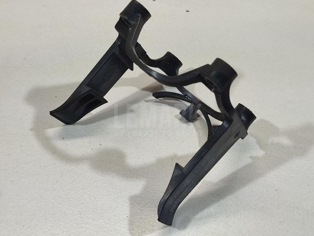 Кронштейн (сопут. товар)