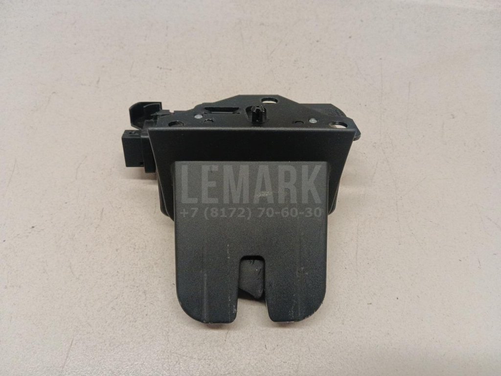 Замок багажника