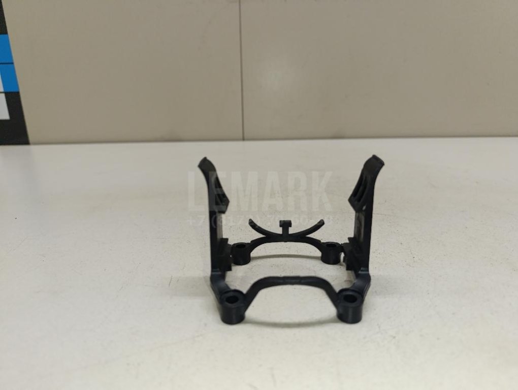 Кронштейн (сопут. товар)