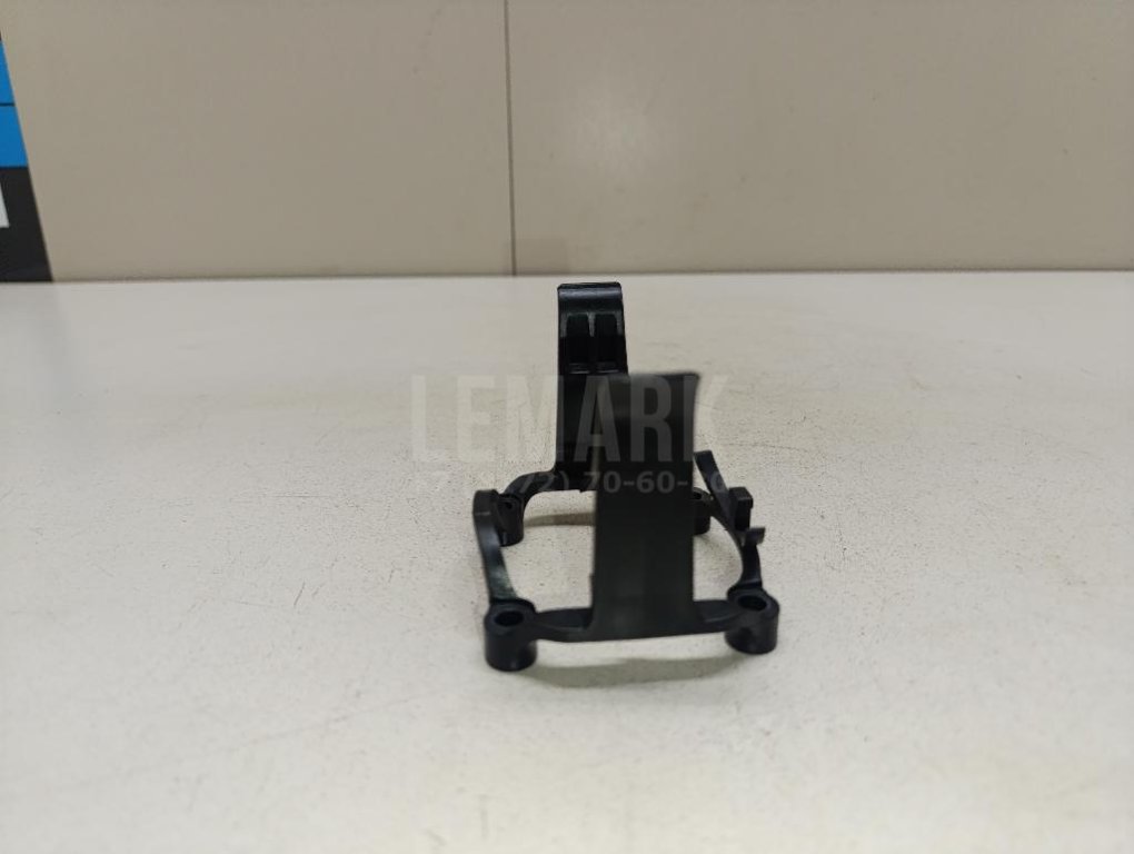 Кронштейн (сопут. товар)