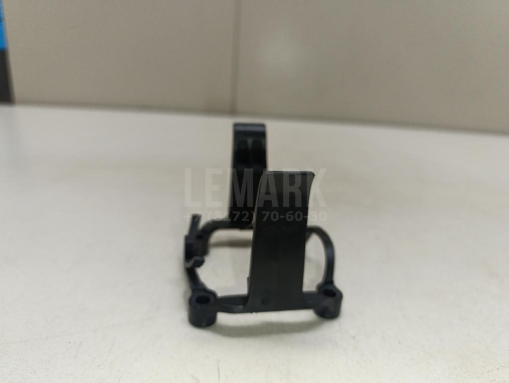 Кронштейн (сопут. товар)