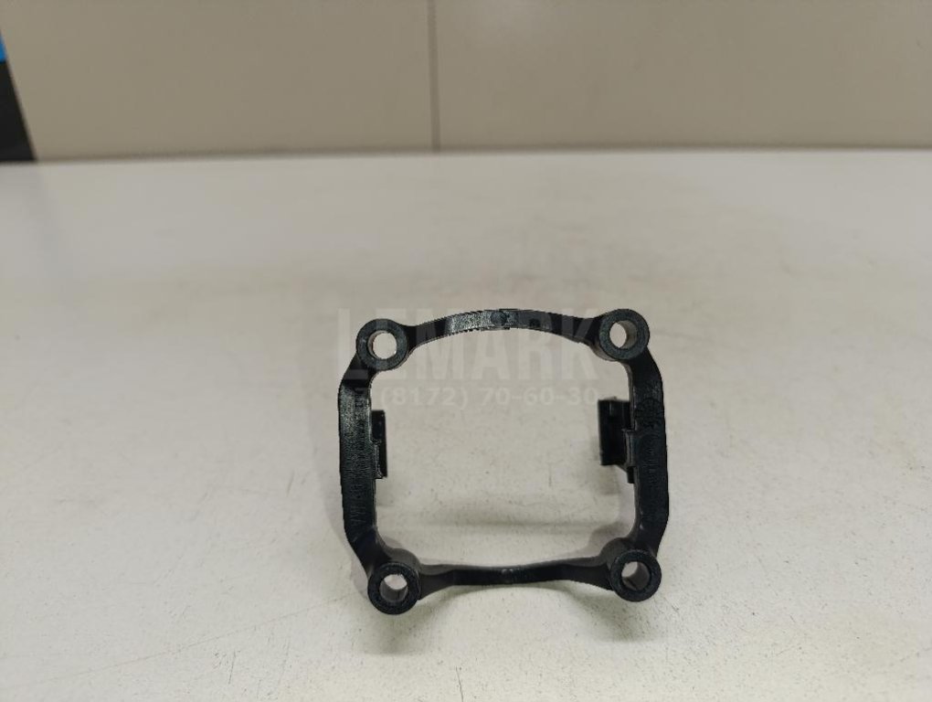 Кронштейн (сопут. товар)