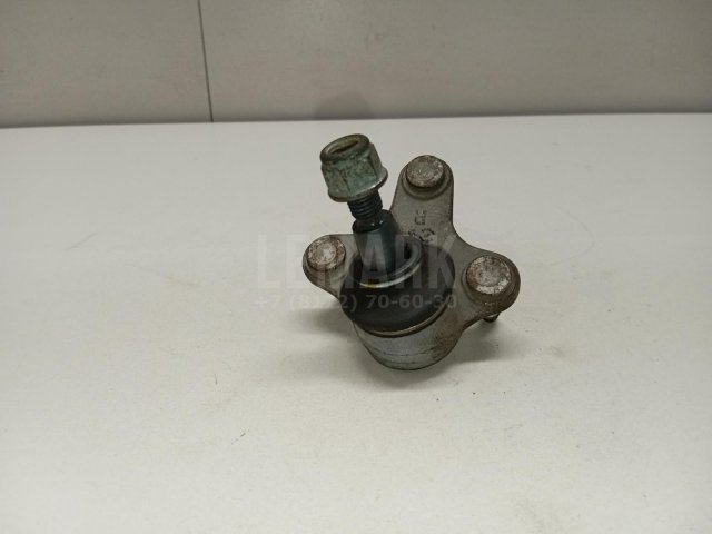 Опора шаровая правая передней подвески