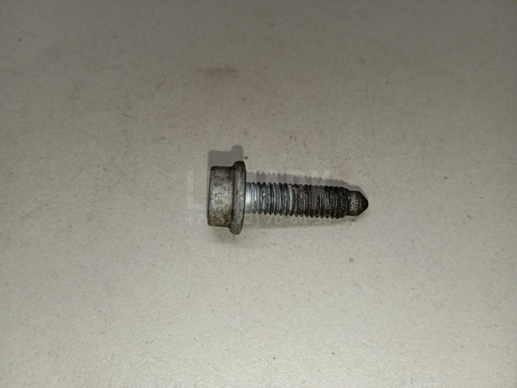 Винт для  Audi A3 [8PA] Sportback 2004-2013