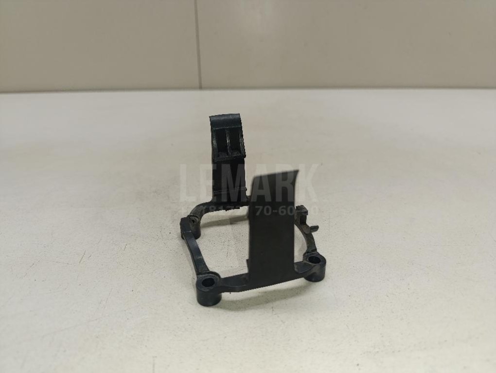 Кронштейн (сопут. товар)