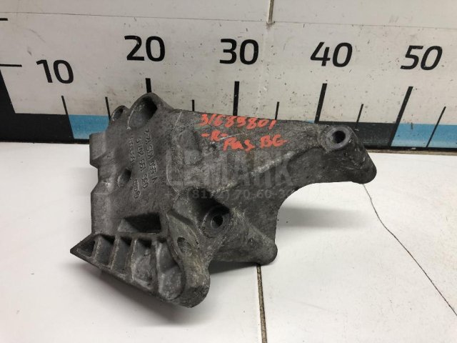 Кронштейн двигателя правый