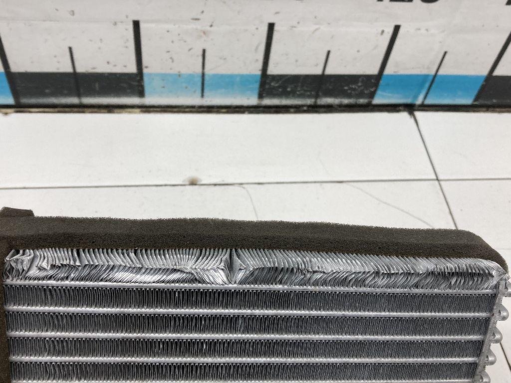 Радиатор отопителя