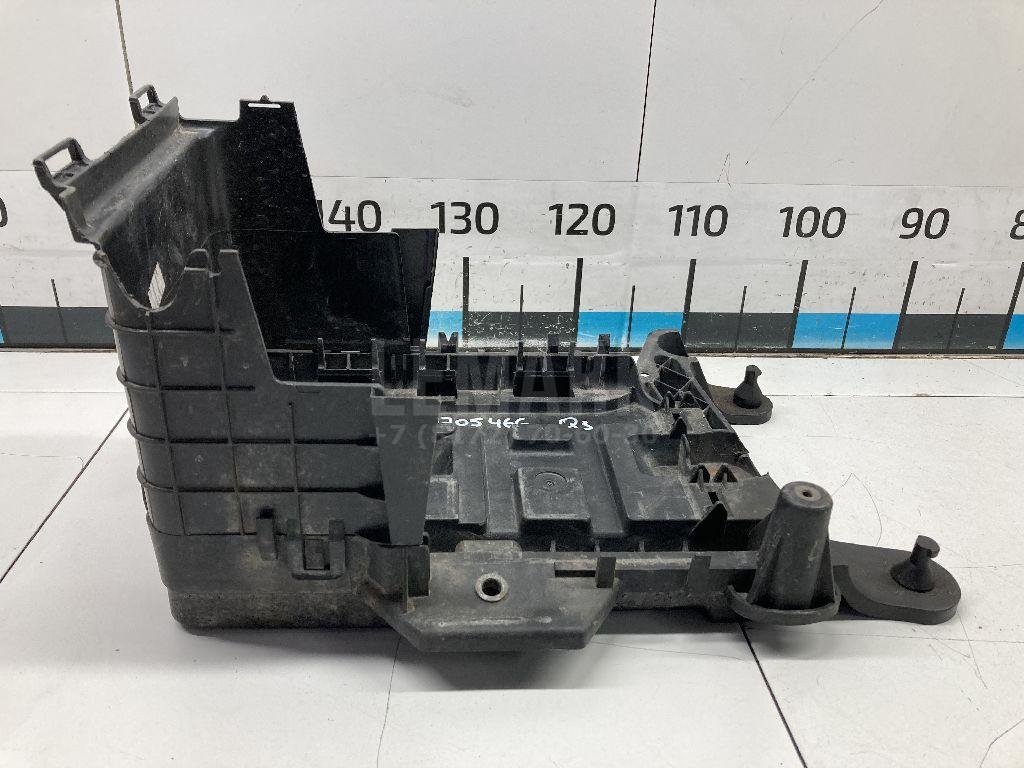 Крепление АКБ (корпус/подставка)