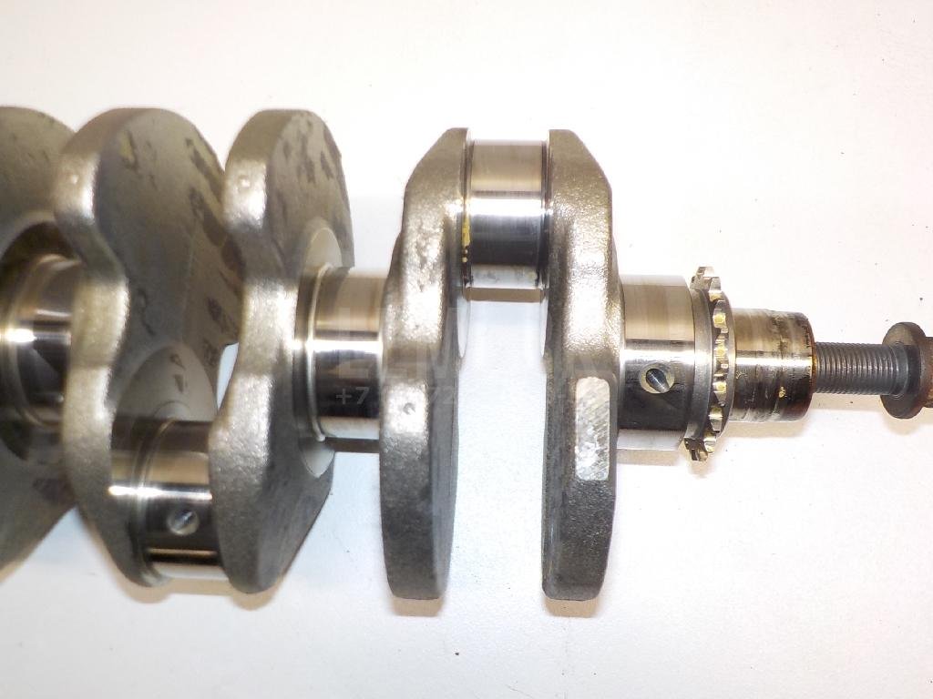 Коленвал для  Audi A4 [B9] 2015