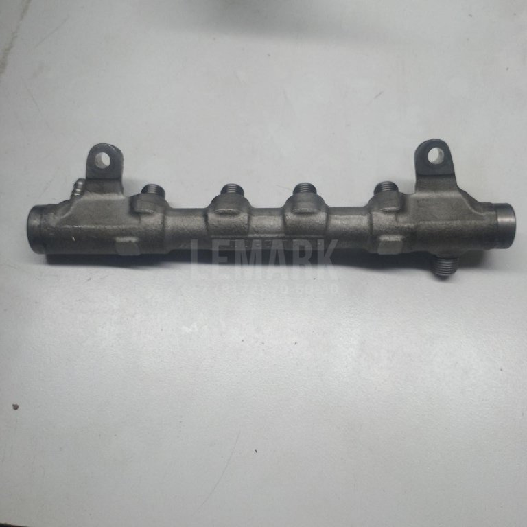 Рейка топливная (рампа)