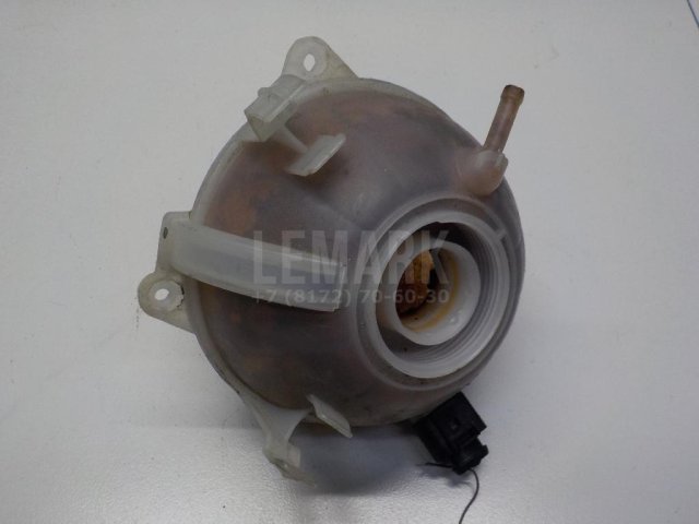 Бачок расширительный