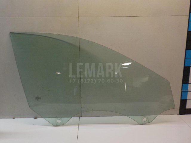 Стекло двери передней правой