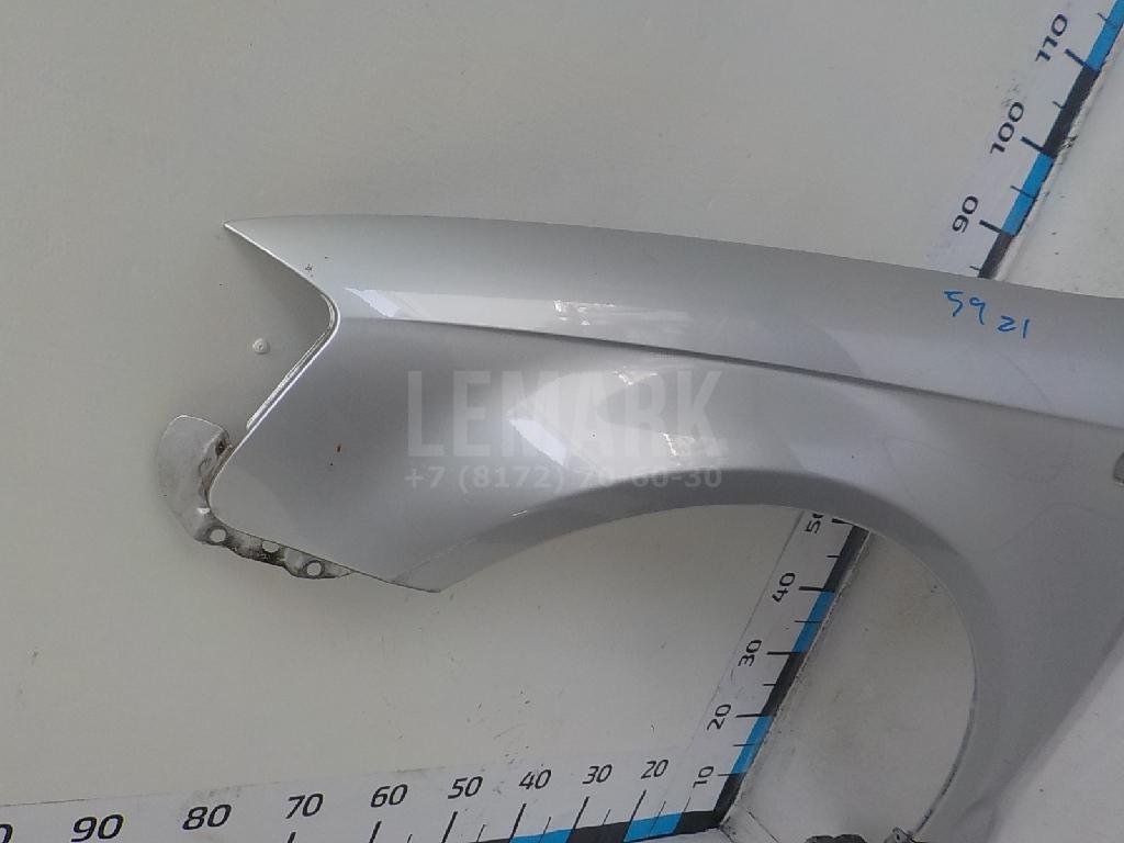 Крыло переднее левое