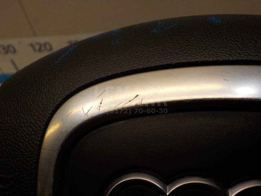 Крышка подушки безопасности (в рулевое колесо)