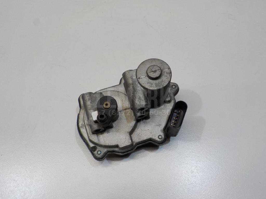 Механизм изменения длины впускного коллектора