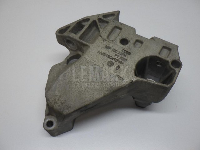 Кронштейн двигателя правый