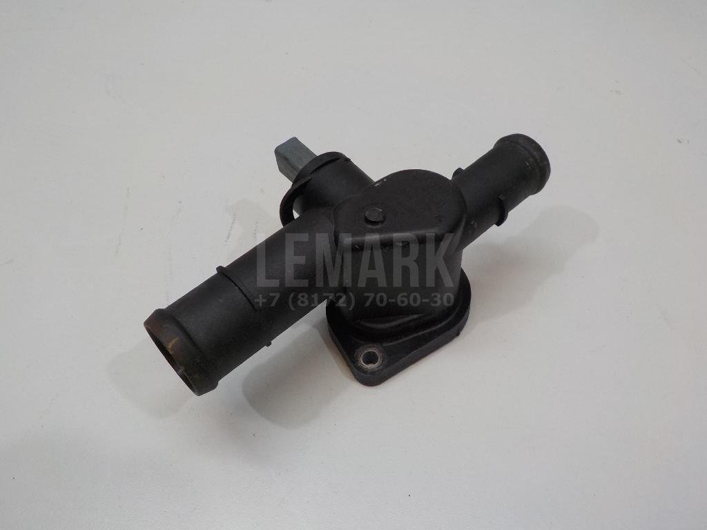 Фланец двигателя системы охлаждения