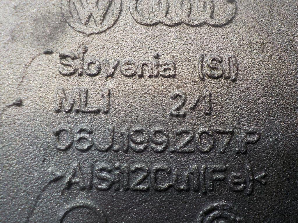 Кронштейн двигателя правый