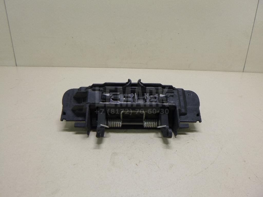 Ручка двери передней наружная правая