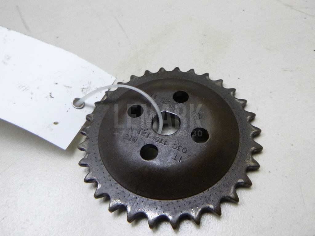 Шестерня привода масляного насоса