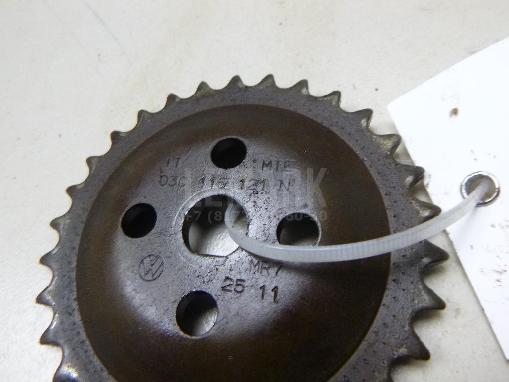 Шестерня привода масляного насоса