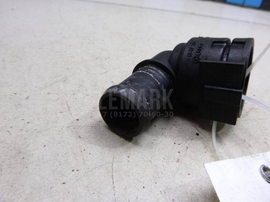 Фланец двигателя системы охлаждения