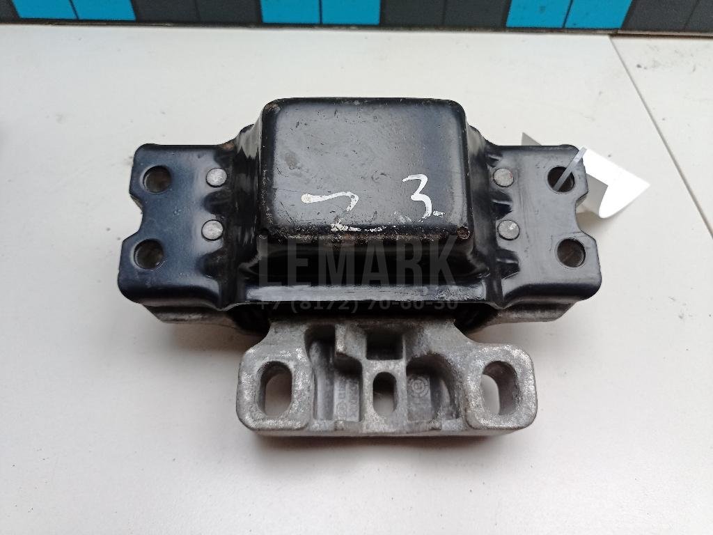 Опора двигателя левая