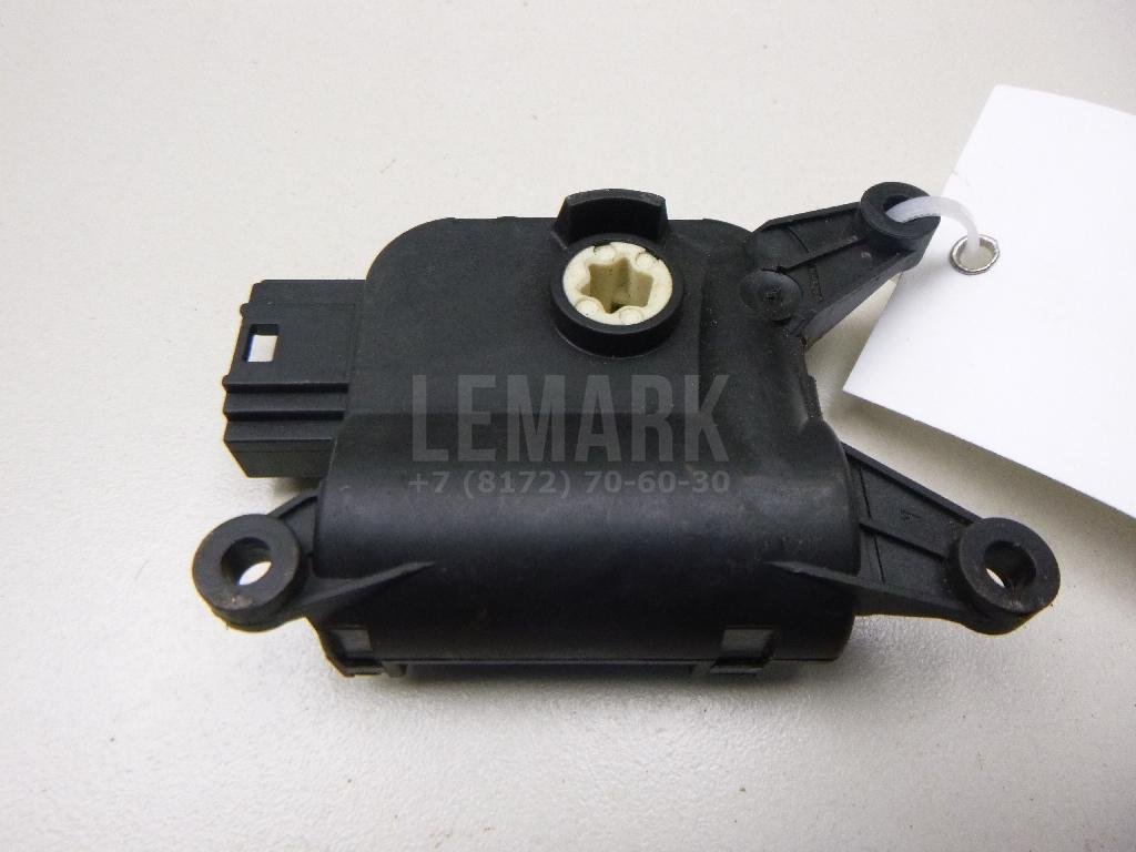 Моторчик заслонки отопителя