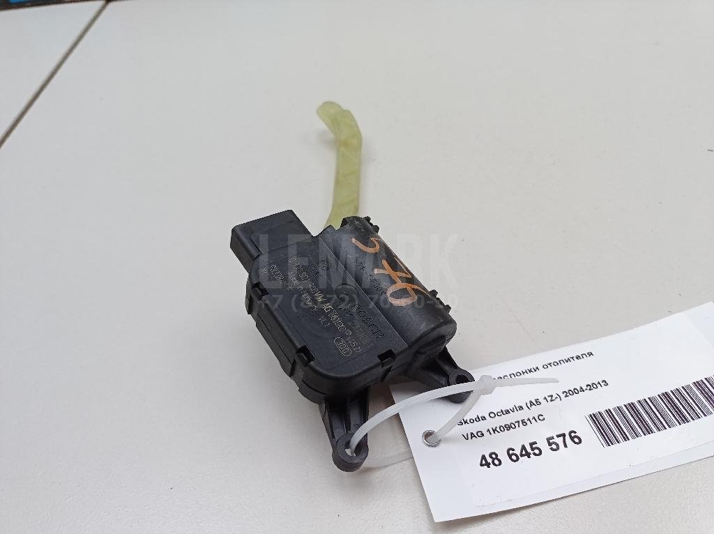 Моторчик заслонки отопителя