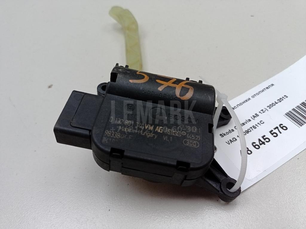 Моторчик заслонки отопителя