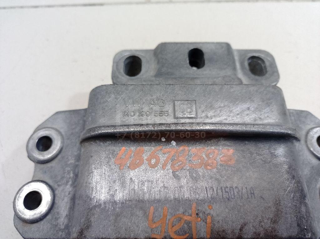 Опора двигателя левая