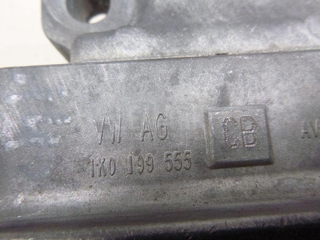 Опора двигателя левая