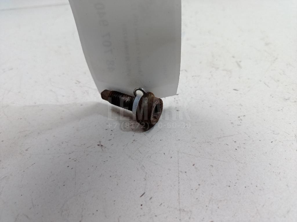 Винт для  Audi A3 [8P1] 2003-2013