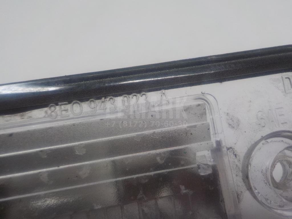 Фонарь подсветки номера