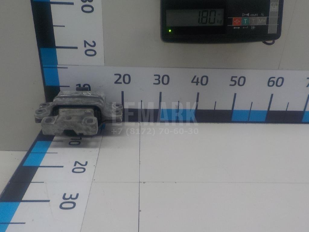 Опора двигателя левая