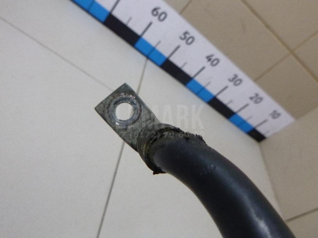 Клемма аккумулятора плюс