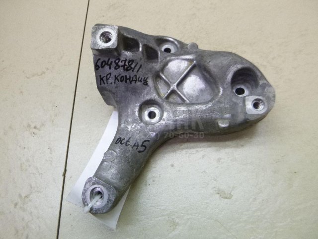 Кронштейн кондиционера