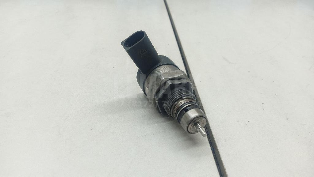 Регулятор давления топлива