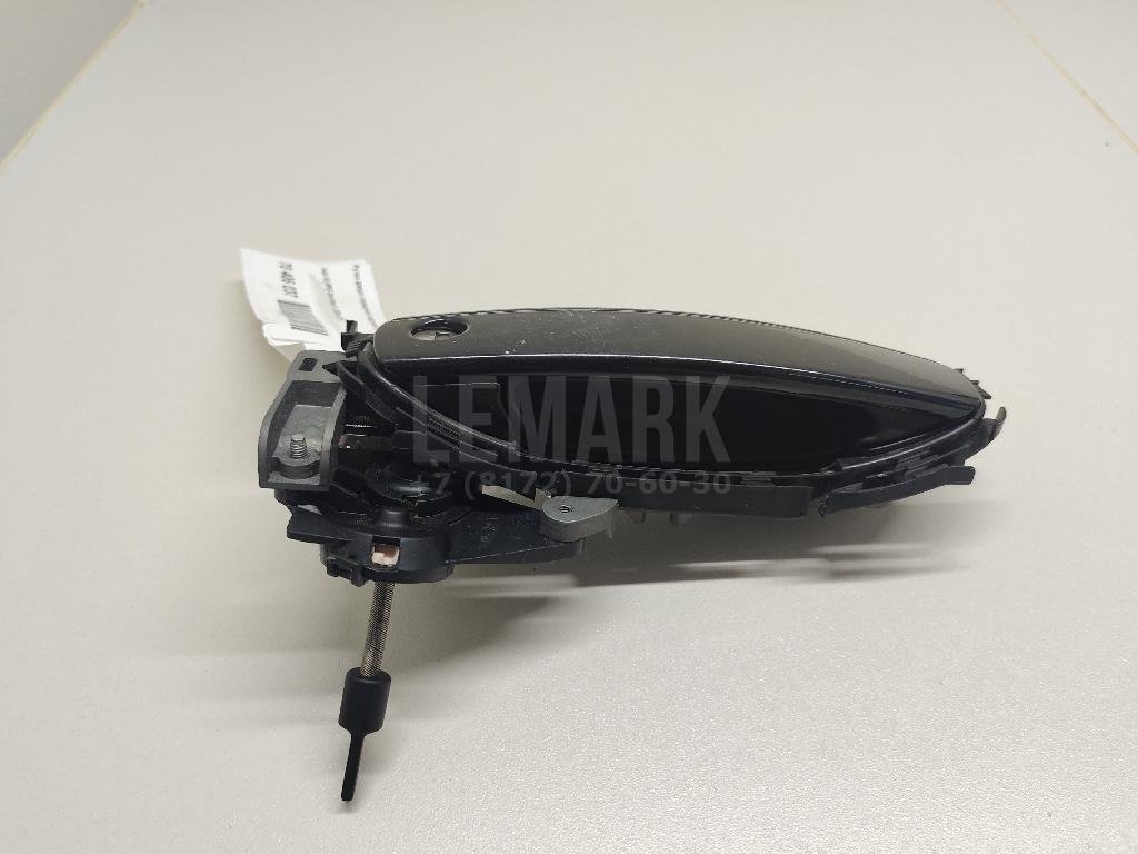 Ручка двери передней наружная правая