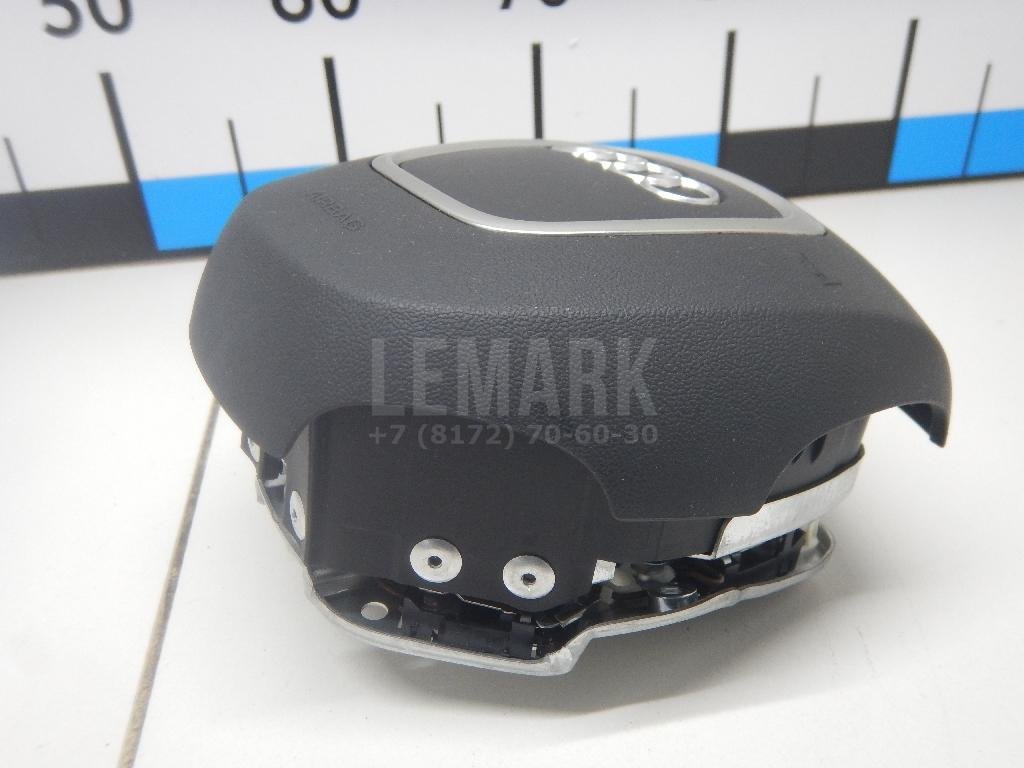 Крышка подушки безопасности (в рулевое колесо)