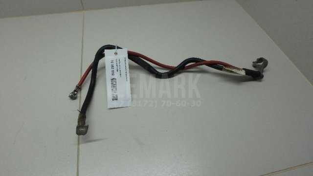 Клемма аккумулятора плюс