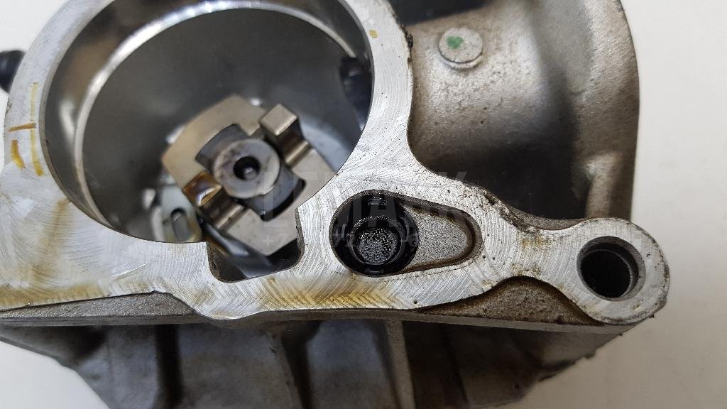 Насос вакуумный