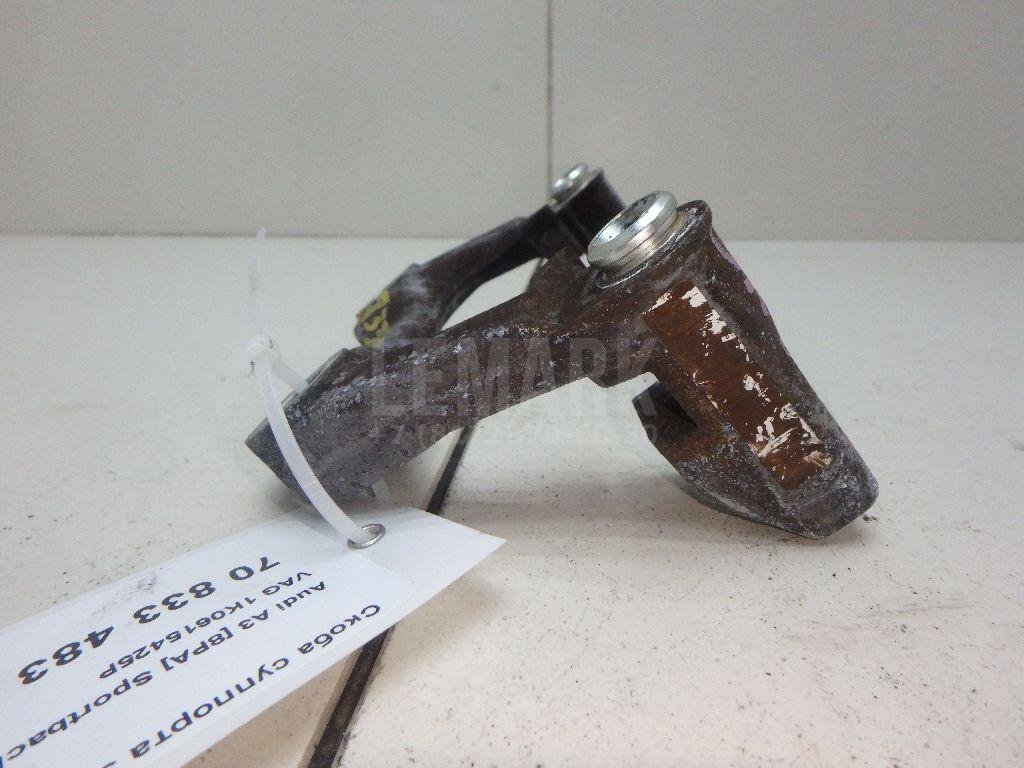 Скоба суппорта заднего