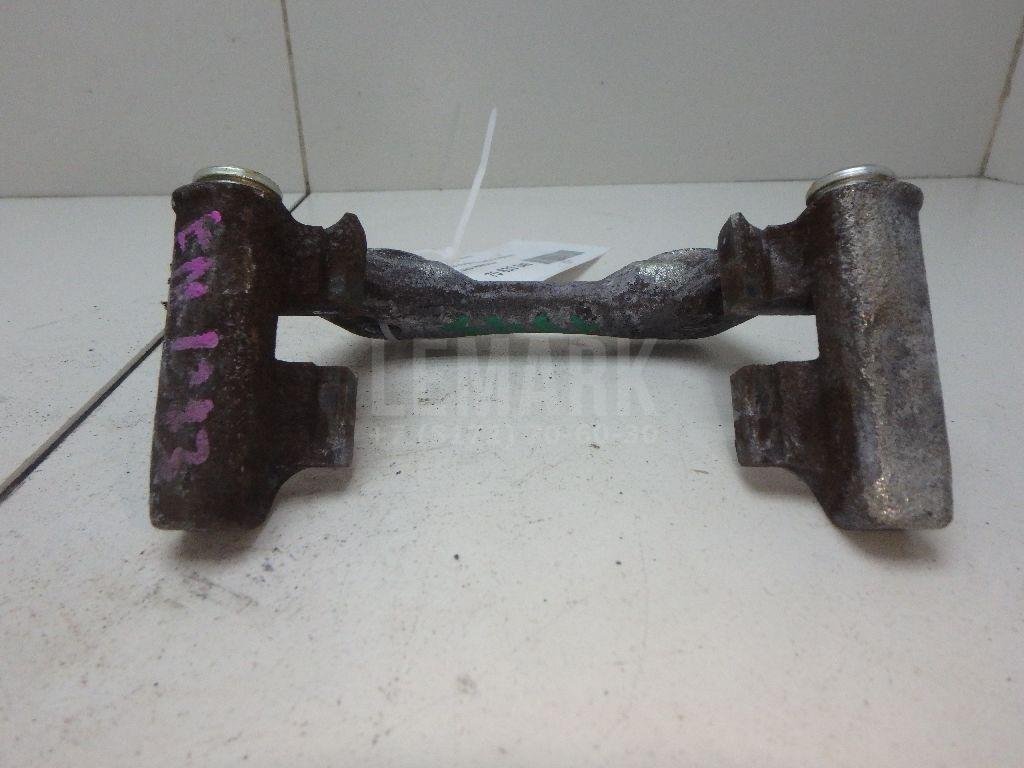 Скоба суппорта заднего